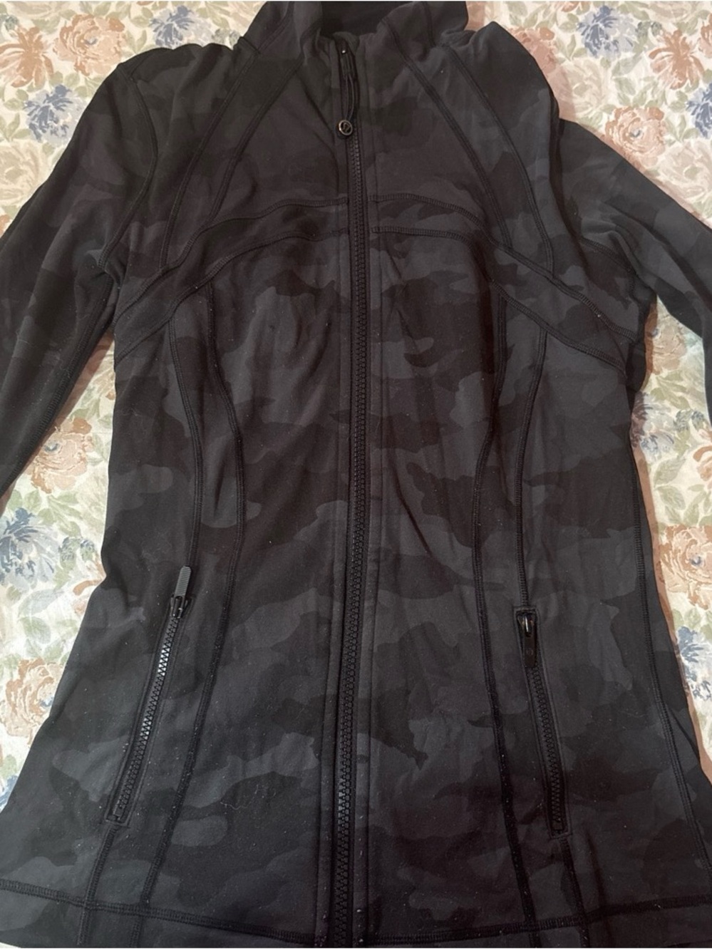 Women’s Black Camouflage Lululemon Zip-Up Jacket